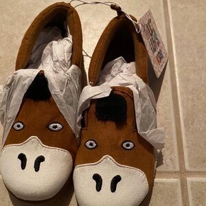Muk Luke Brown Horse Face Slippers